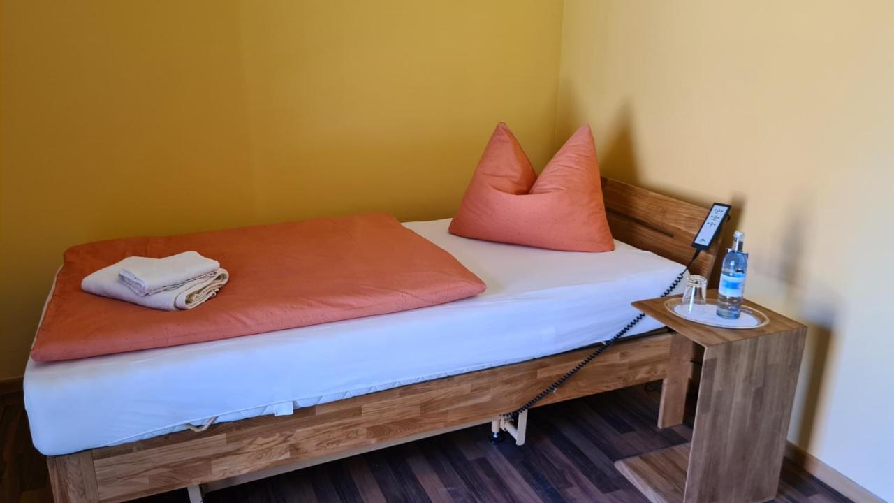 Schloss Rothenklempenow Hotel Екстериор снимка