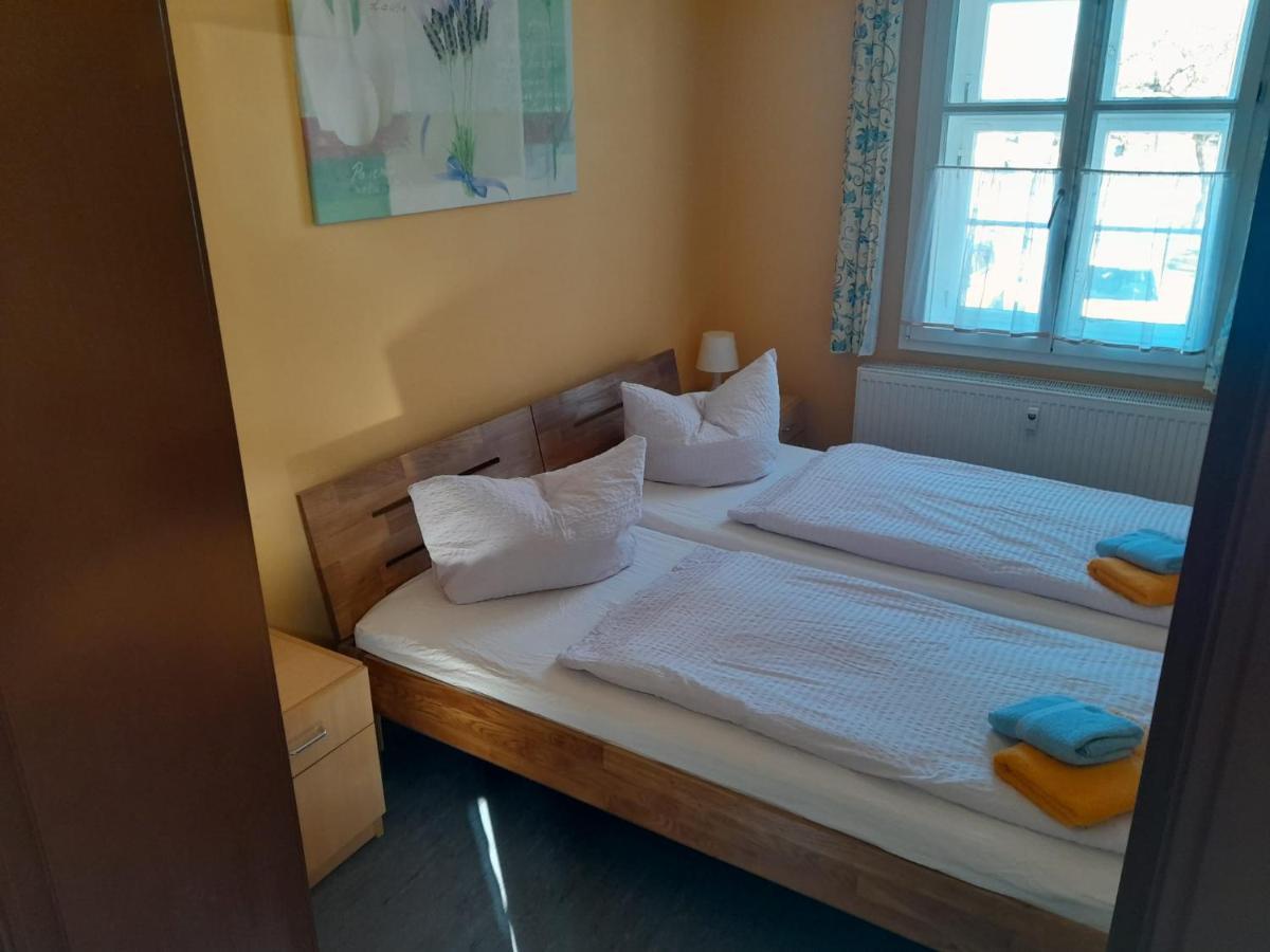 Schloss Rothenklempenow Hotel Екстериор снимка