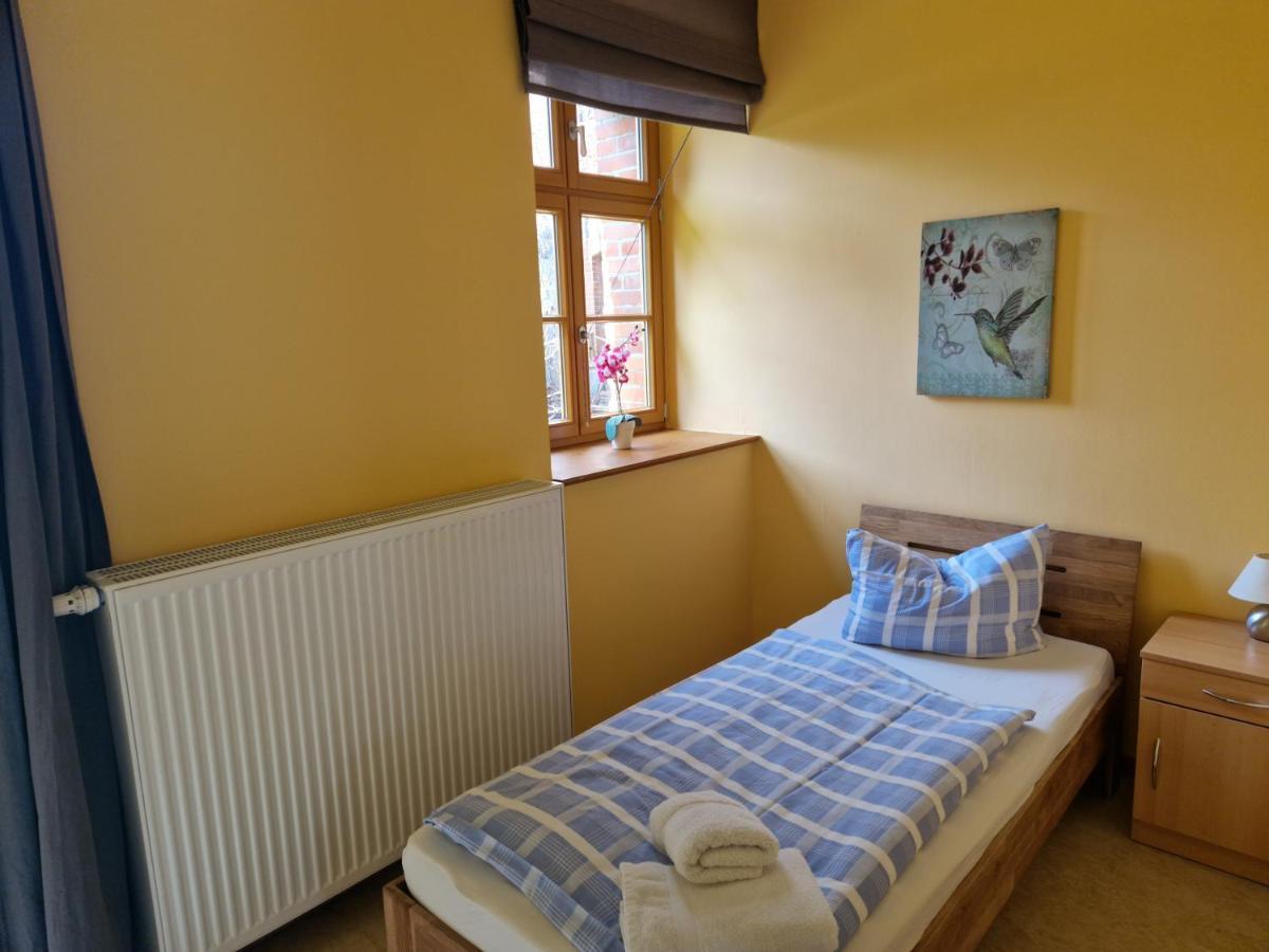 Schloss Rothenklempenow Hotel Екстериор снимка